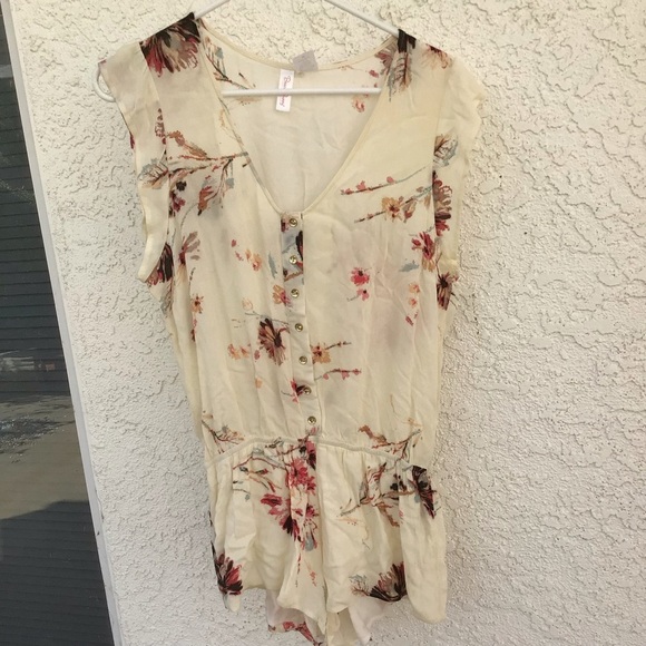 BEACH BUNNY Niko Romper M - Picture 3 of 7